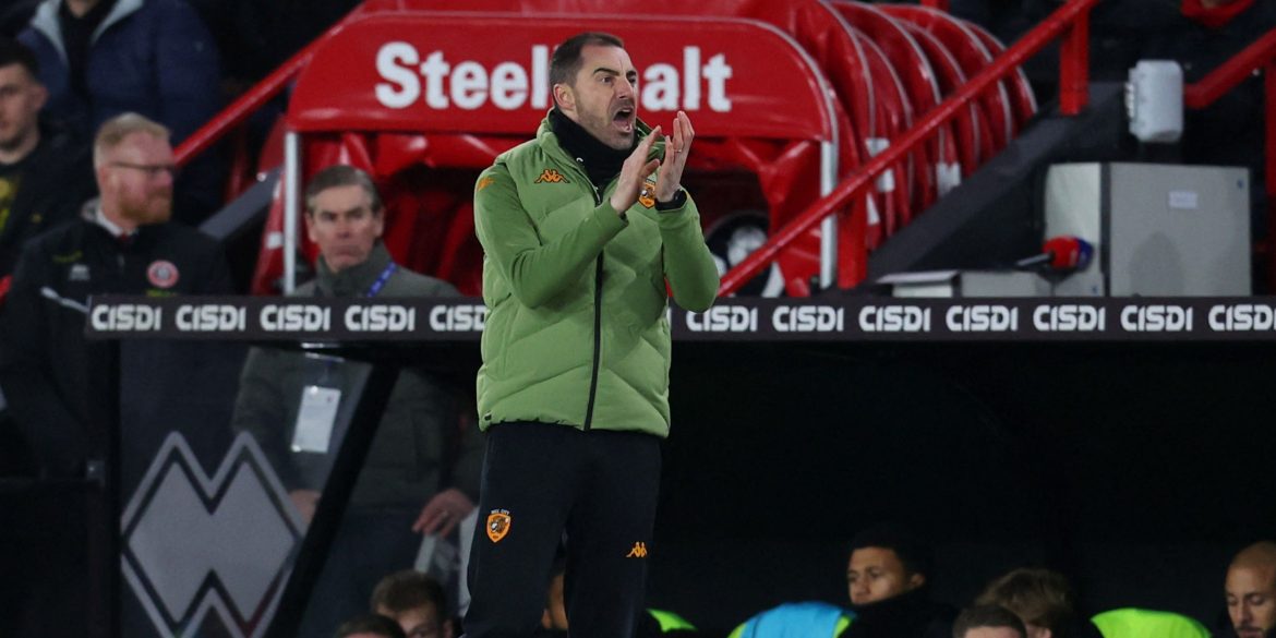 Ruben Selles wants to reunite with "unbelievable" defender at Sheffield Utd