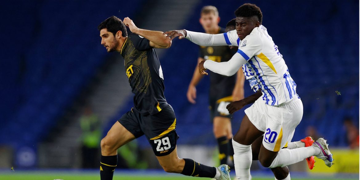 As well as Guedes: O’Neil must now unleash Wolves’ £60k-p/w gem